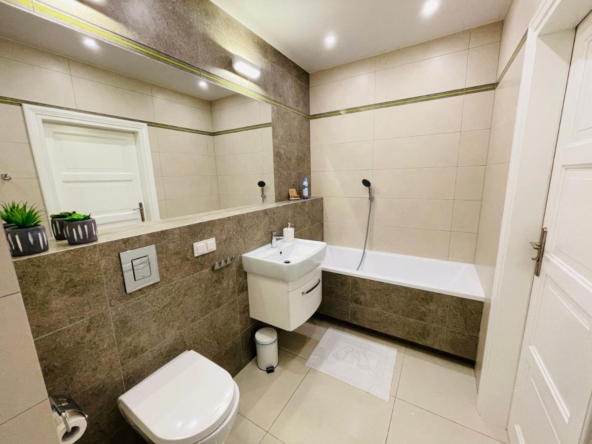 Apartment Millennium Awangarda Warsaw